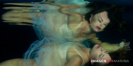 Fotograf&iacute;a nocturna en piscina